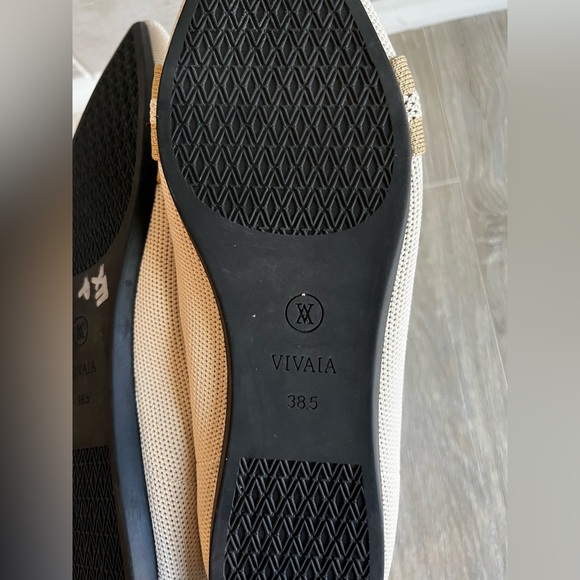 NWOT Vivaia Women’s Michelle Pointed-Toe Bow Loafers Ivory Nude - Size 38.5/8 - Picture 8 of 8
